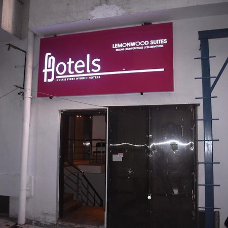 Lemonwood Suites By F9 Hotels - Trivoli Garden Chhatarpur Νέο Δελχί Εξωτερικό φωτογραφία