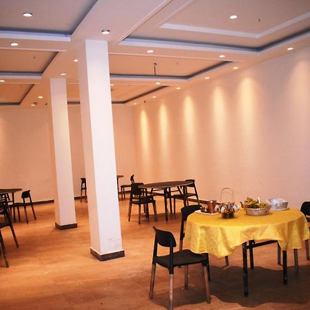 Lemonwood Suites By F9 Hotels - Trivoli Garden Chhatarpur Νέο Δελχί Εξωτερικό φωτογραφία