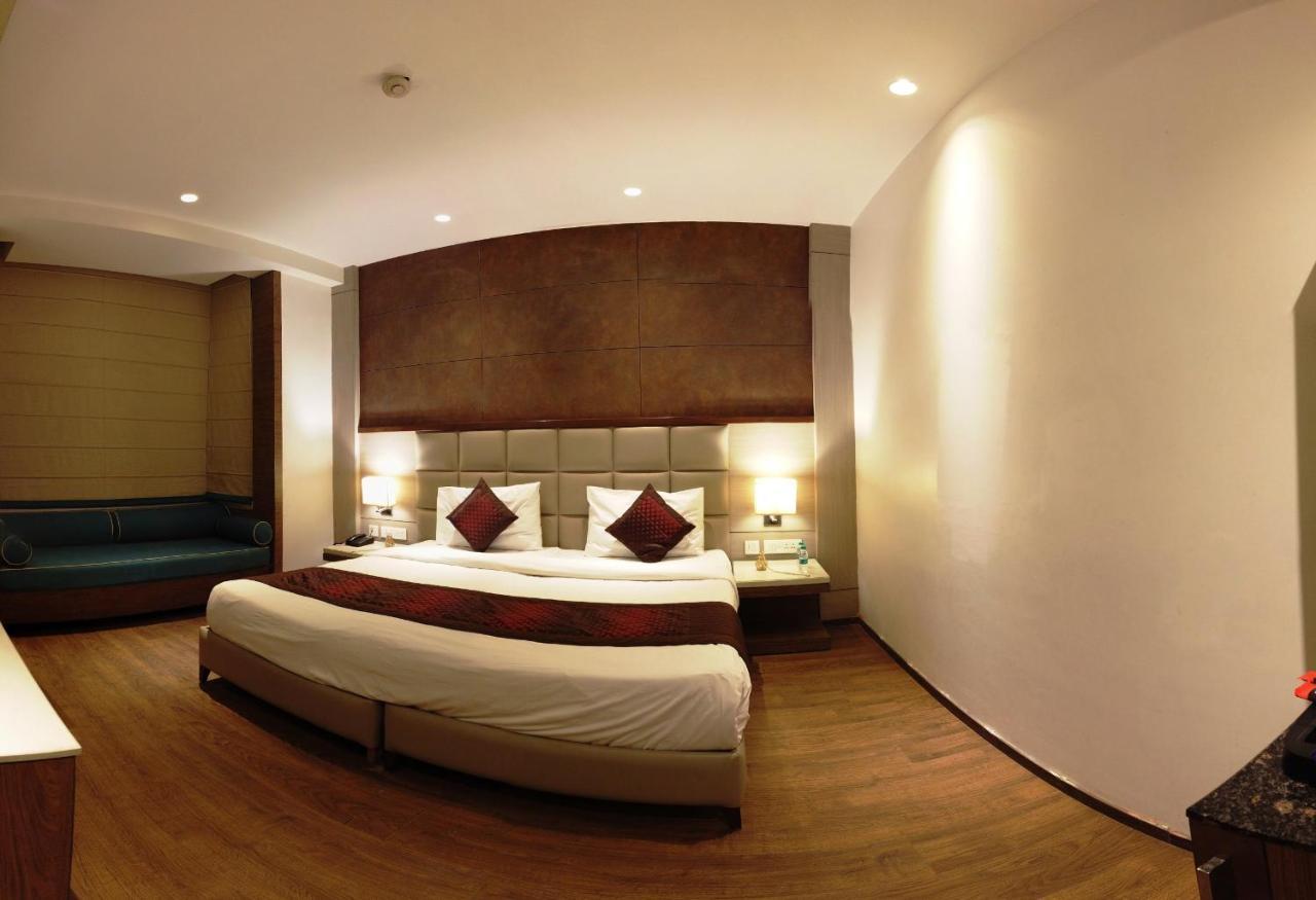 Lemonwood Suites By F9 Hotels - Trivoli Garden Chhatarpur Νέο Δελχί Εξωτερικό φωτογραφία