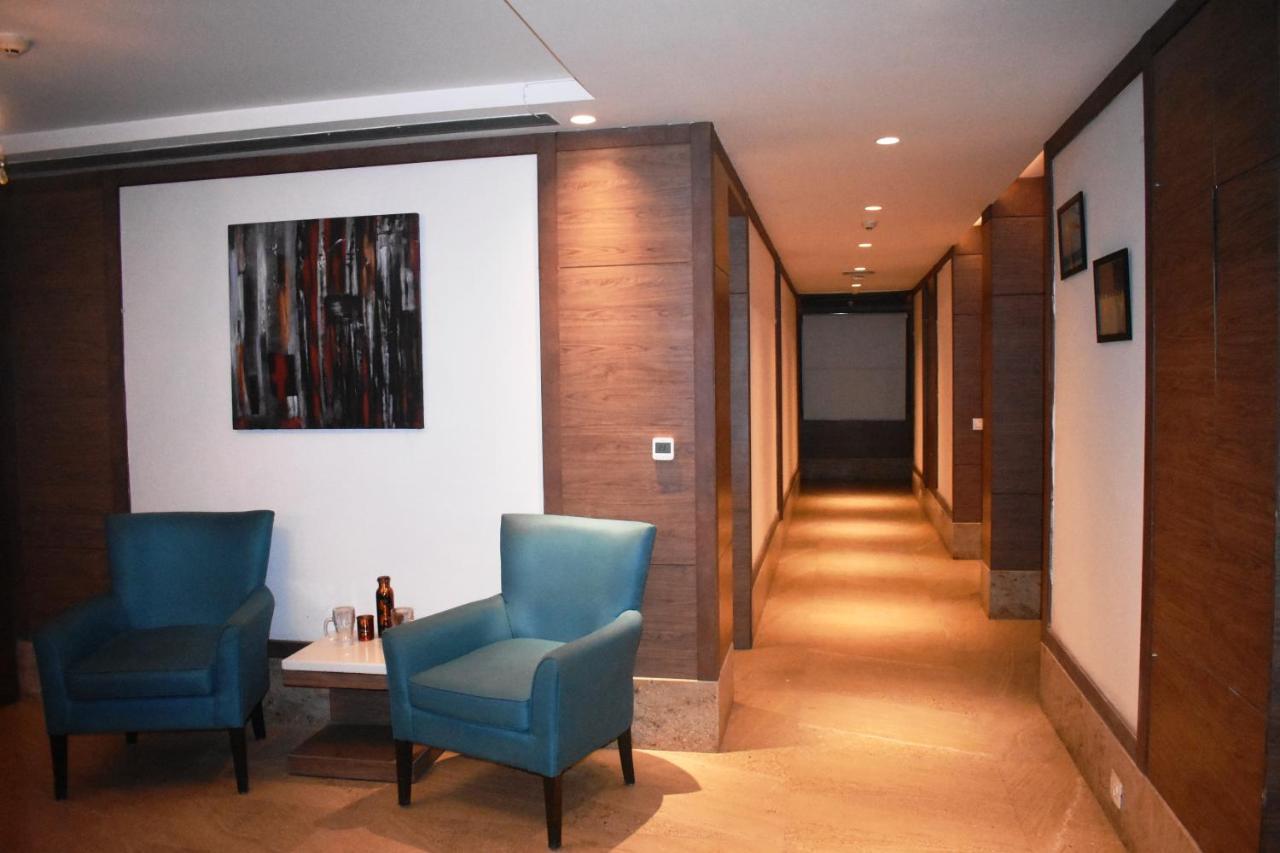 Lemonwood Suites By F9 Hotels - Trivoli Garden Chhatarpur Νέο Δελχί Εξωτερικό φωτογραφία