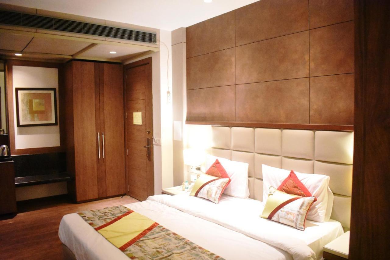 Lemonwood Suites By F9 Hotels - Trivoli Garden Chhatarpur Νέο Δελχί Εξωτερικό φωτογραφία