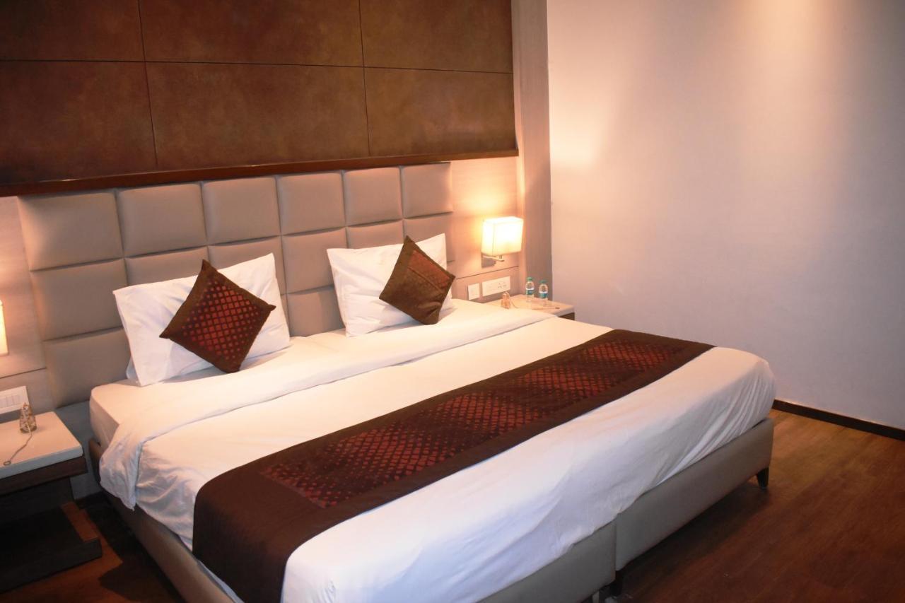 Lemonwood Suites By F9 Hotels - Trivoli Garden Chhatarpur Νέο Δελχί Εξωτερικό φωτογραφία