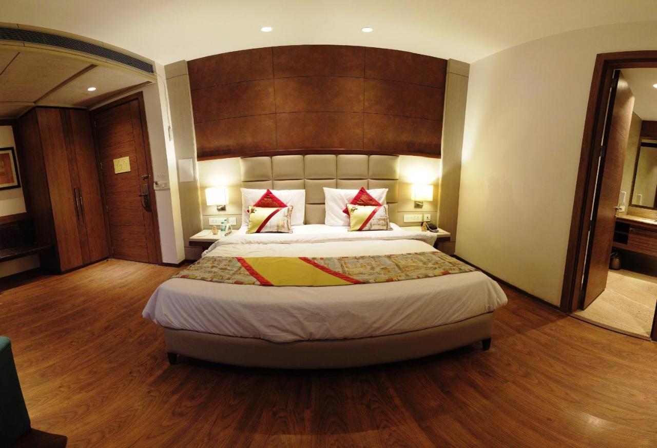 Lemonwood Suites By F9 Hotels - Trivoli Garden Chhatarpur Νέο Δελχί Εξωτερικό φωτογραφία