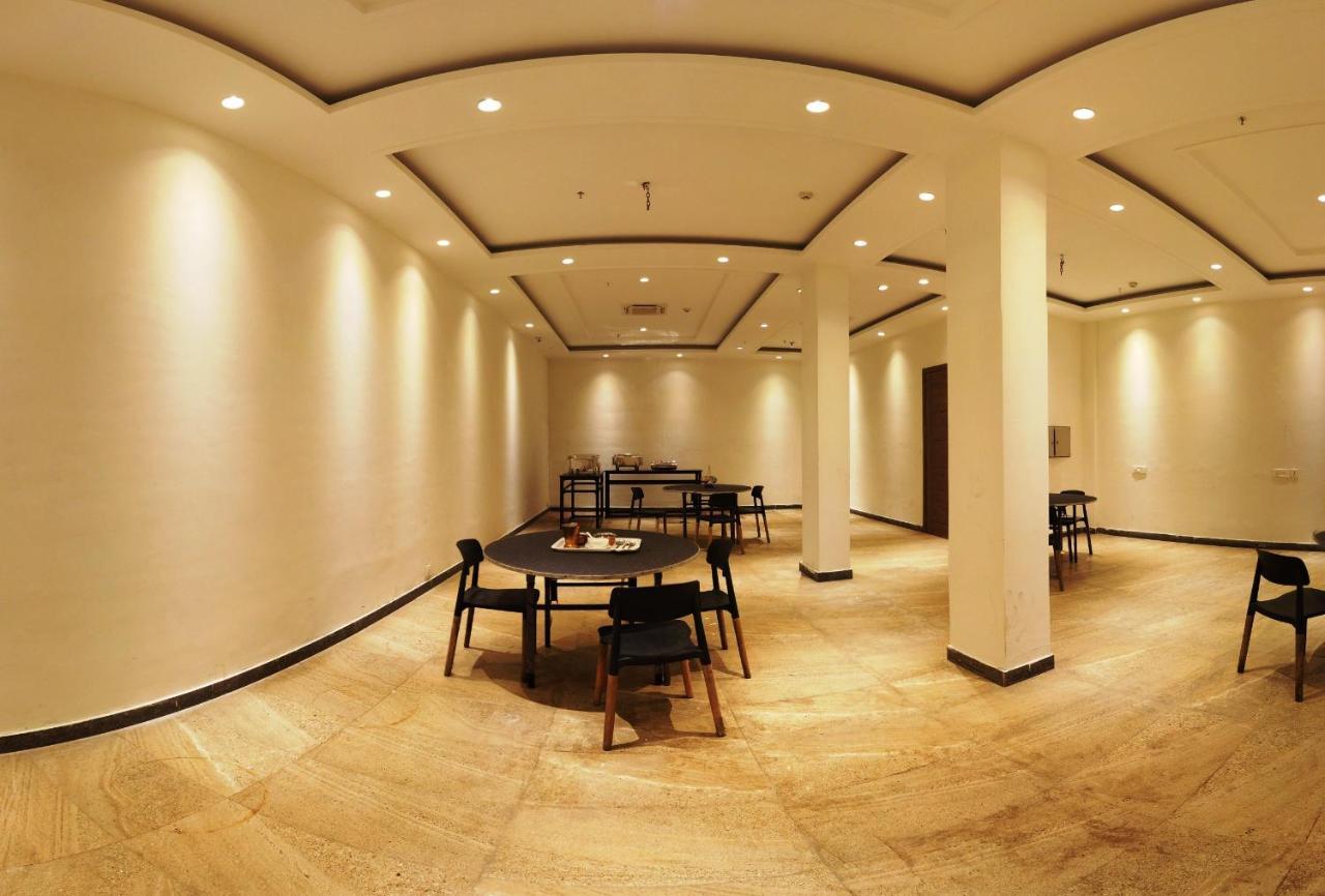 Lemonwood Suites By F9 Hotels - Trivoli Garden Chhatarpur Νέο Δελχί Εξωτερικό φωτογραφία