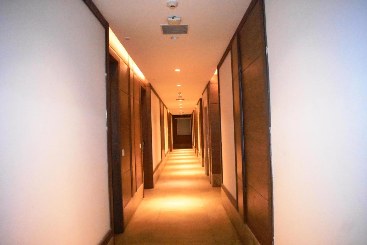 Lemonwood Suites By F9 Hotels - Trivoli Garden Chhatarpur Νέο Δελχί Εξωτερικό φωτογραφία