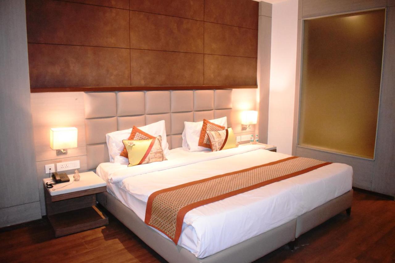 Lemonwood Suites By F9 Hotels - Trivoli Garden Chhatarpur Νέο Δελχί Εξωτερικό φωτογραφία