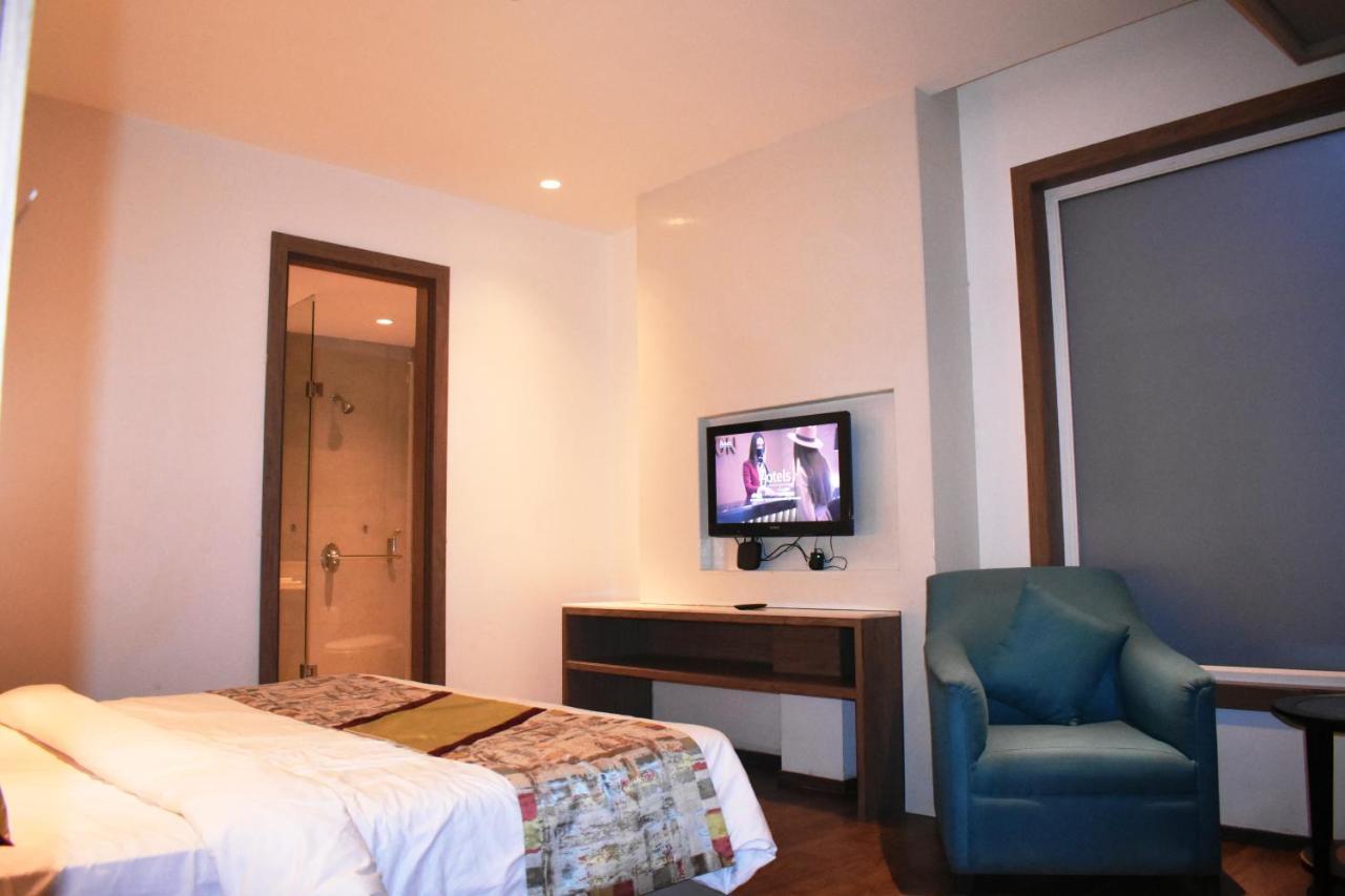 Lemonwood Suites By F9 Hotels - Trivoli Garden Chhatarpur Νέο Δελχί Εξωτερικό φωτογραφία