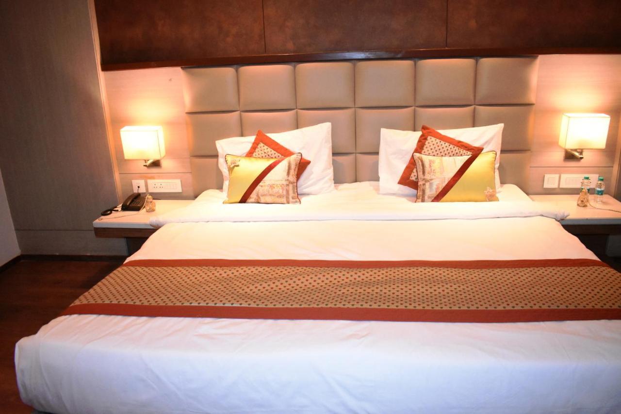 Lemonwood Suites By F9 Hotels - Trivoli Garden Chhatarpur Νέο Δελχί Εξωτερικό φωτογραφία