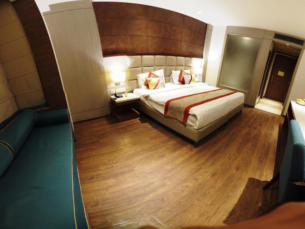 Lemonwood Suites By F9 Hotels - Trivoli Garden Chhatarpur Νέο Δελχί Εξωτερικό φωτογραφία
