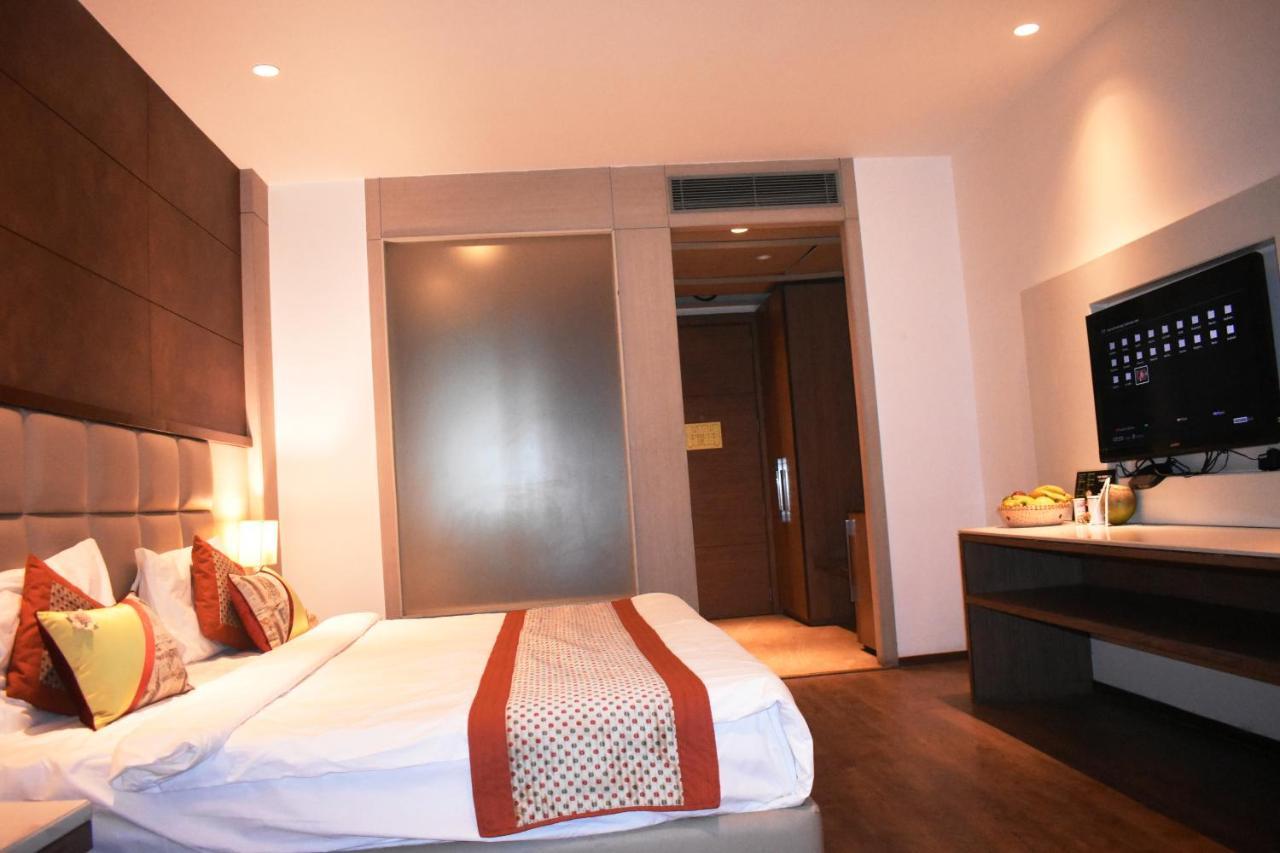 Lemonwood Suites By F9 Hotels - Trivoli Garden Chhatarpur Νέο Δελχί Εξωτερικό φωτογραφία