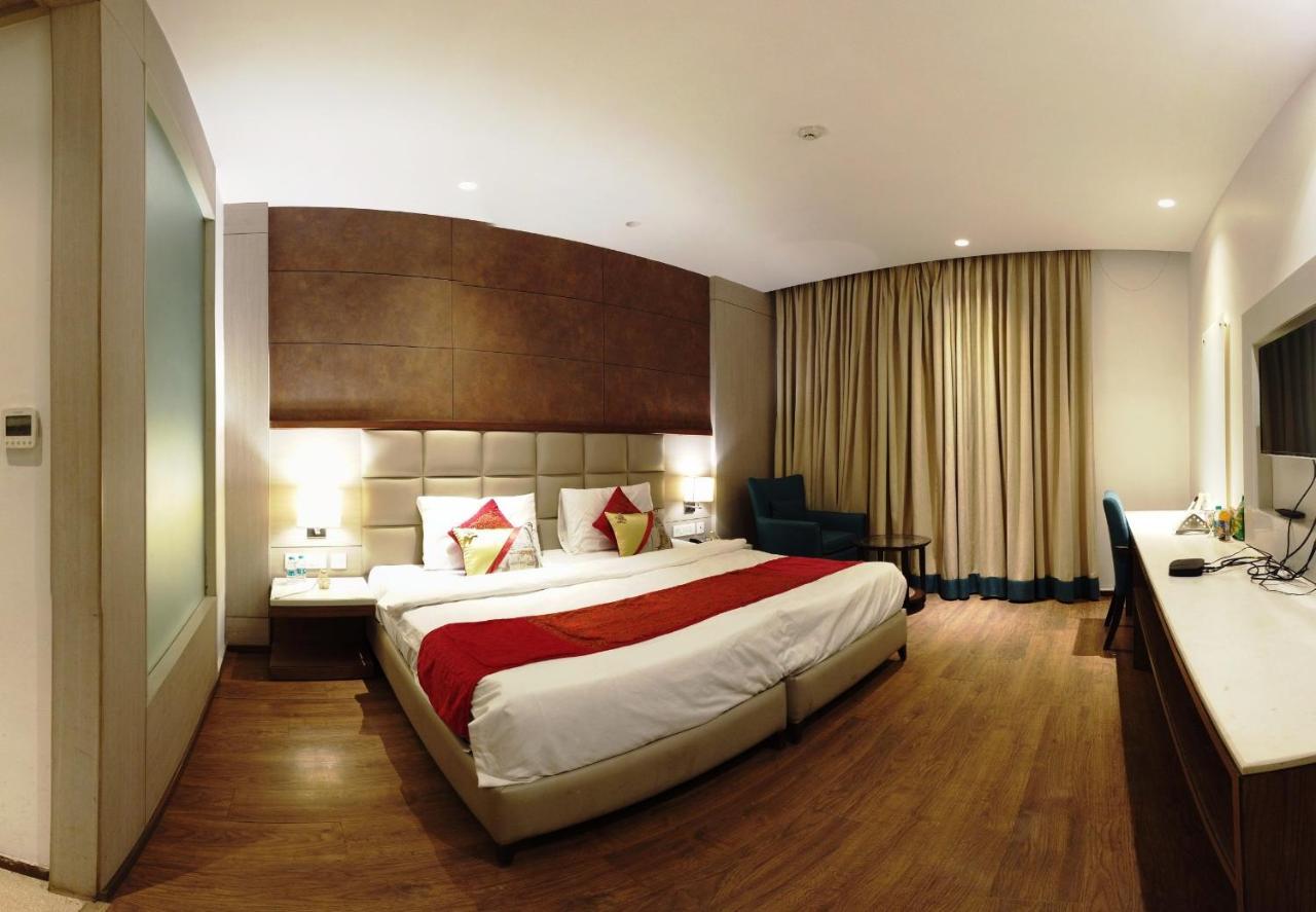 Lemonwood Suites By F9 Hotels - Trivoli Garden Chhatarpur Νέο Δελχί Εξωτερικό φωτογραφία