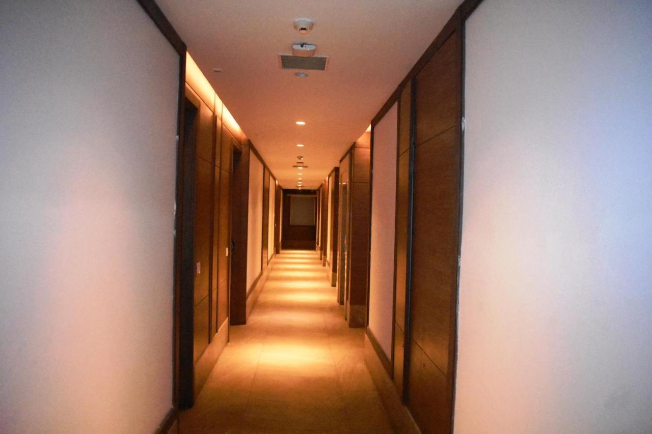 Lemonwood Suites By F9 Hotels - Trivoli Garden Chhatarpur Νέο Δελχί Εξωτερικό φωτογραφία